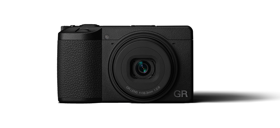RICOH GR III, a pocketable camera with a 24Mpx APS-C sensor